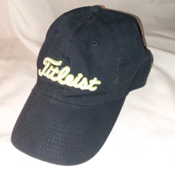 Titleist 156 Golf Baseball Cap Cotton Embroidered Dark Blue Strap Back Hat OSFM - Picture 2 of 15